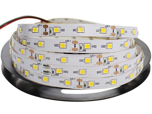 TAMA 2,5m 60LED. 12W. Barwa: Ciepy Biay. IP20