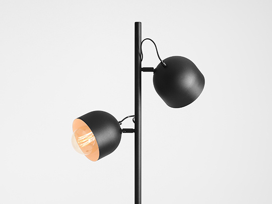 LAMPA STOJCA BERYL BLACK