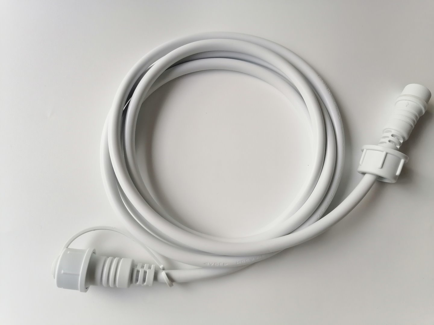 Kabel zasilający/przedłużacz BIAŁY do GIRLANDY 2m